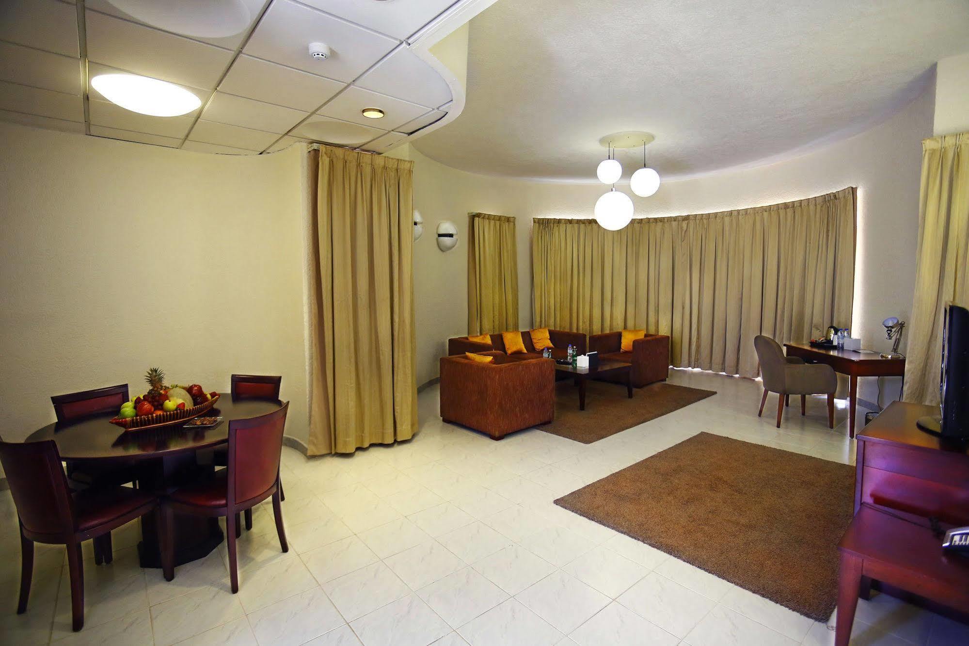 One To One Hotel & Resort Ain Al Faida Al Ain Ngoại thất bức ảnh